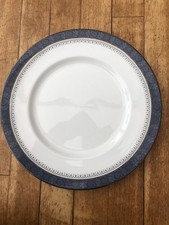 ROYAL DOULTON SHERBROOKE H5009 DINNER PLATE 10.5 INCHES  MADE IN ENGLAND