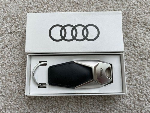 New audi leather keyring - new~,