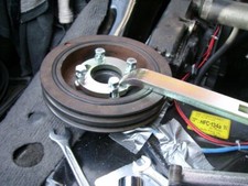 Mitsubishi 4D56 diesel crank shaft locking tool L200 L300 Delica Pajero Hyundai