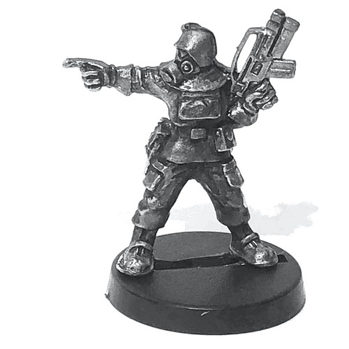 Trooper leader mar pointing - trooper,