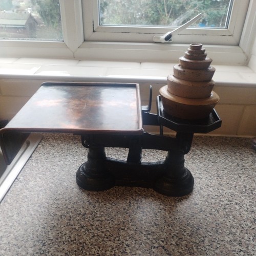 Vintage cast iron balance - vintage,