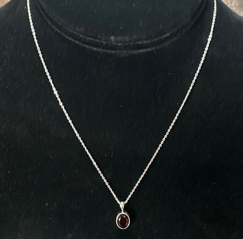 Faceted garnet pendant - , in