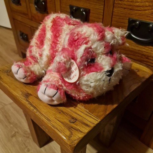 Bagpuss soft toy - soft, yawning