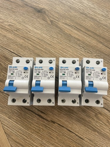 Live electrical 16a type - electrical,