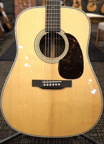 Martin modern deluxe - d-28,