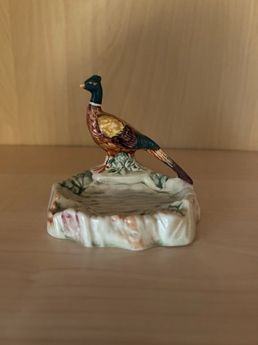 Vintage beswick pin - vintage, trays