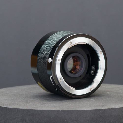 Nikon 200 teleconverter - tc-200, 2x