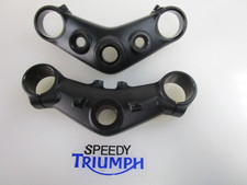 TRIUMPH BONNEVILLE BOBBER