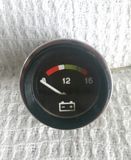 BATTERY VOLTS CHARGE GAUGE