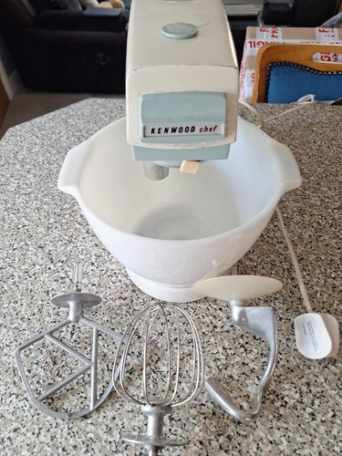 Kenwood chef mixer - chef, a701a