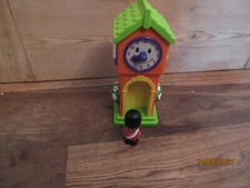 ELC HAPPYLAND RARE CLOCK TOWN SQUARE SOUNDS WORKING BEEFEATER SOLDIER PLAYFIGURE