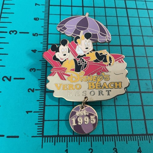 Disney pin vero - -, beach