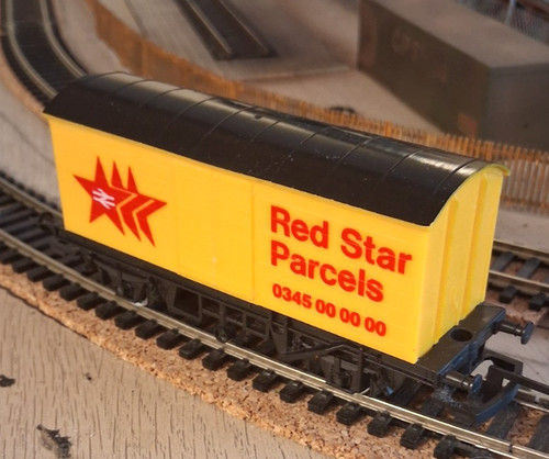Hornby red star parcels - hornby,