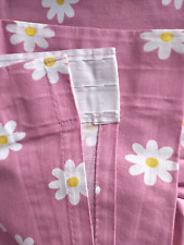 Beautiful Vintage 100% Cotton Curtain Pair. Pink Daisy Design. 134cm Drop.