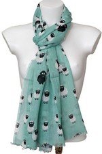SHEEP PRINT SCARF white &