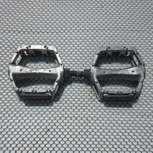 Bmx midschool pedals - gt,