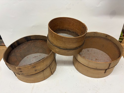 Sieves and 8 vintage - x, 8"