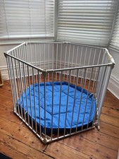 Munchkin baby playpen with mat - with,