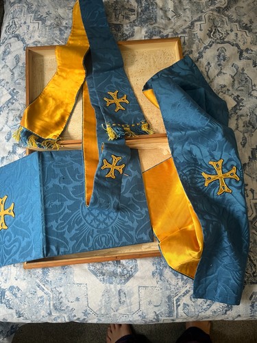 Vintage boxed vestment - vintage, set