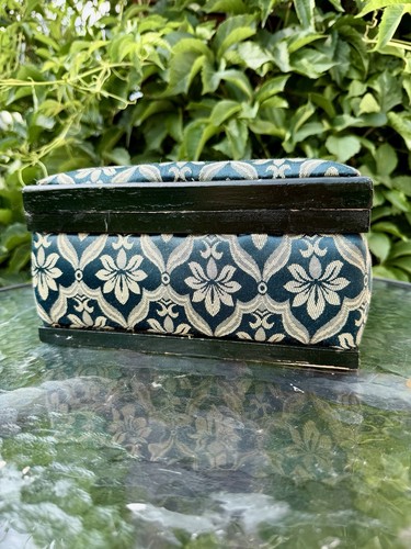 Vintage floral sewing box - floral,