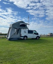 Ventura roof tent with annex