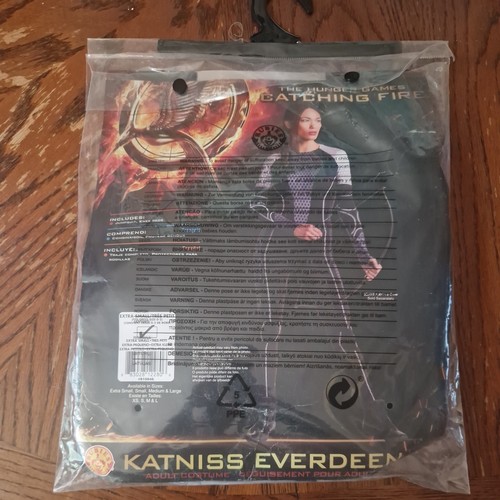 Women katniss everdeen - katniss,