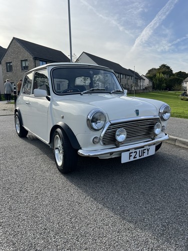 Beautiful 1995 mini sidewalk - mini,