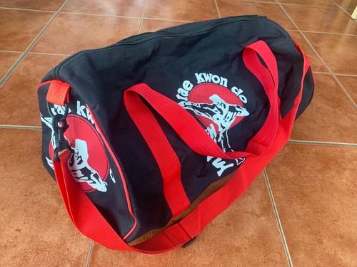 Red black tae - kwon, kit