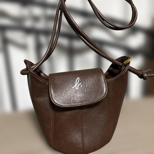Agnes brown leather shoulder - brown,
