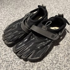 Fila Skeletoes Women’s 9 EZSLIDE Water Swimming Shoes Black 5PK010EX-034