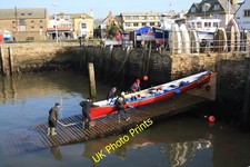 Photo 12x8 Slipping the Gig