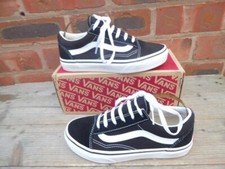 unisex sude/canvas VANS - size uk 2.5 ( inc box ) mint condition !