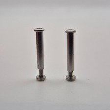 Leatherman Free T4 - Screws