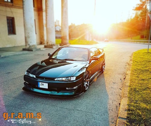 Splitter front bumper lip - /,