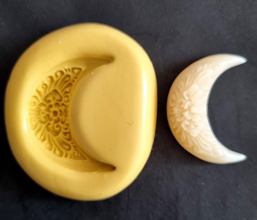 Ornate moon mould food - moon, safe