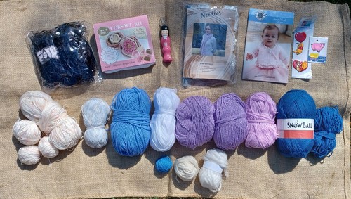 Knitting bundle yarn - knitting, bundle.