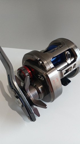 Daiwa 17saltiga bj200sh bait - daiwa,