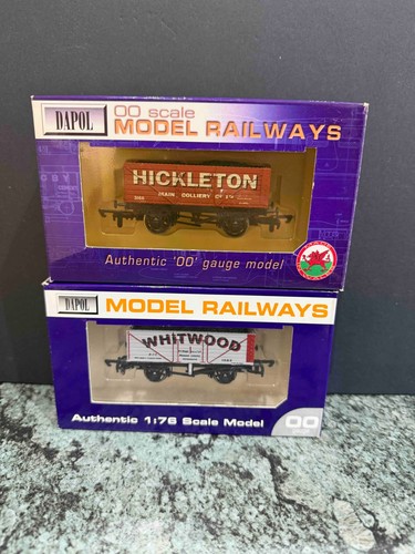 Dapol plank wagons - dapol,