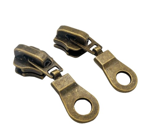 Spare puller for metal zip - puller,