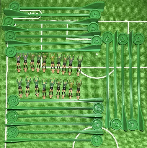 Subbuteo goalkeeper figures - lw,