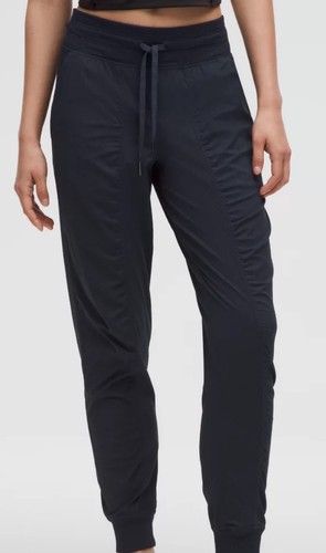 Lululemon dance studio - lululemon,