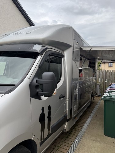 Catering van - catering,