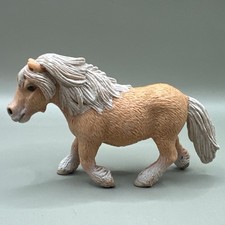  Schleich Trotting Shetland