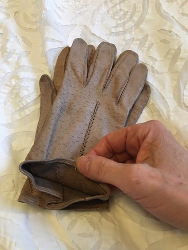 Vintage antique leather gloves - leather,