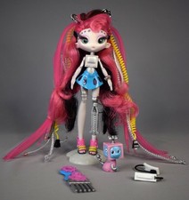 Novi Stars Tily Vizion Doll by