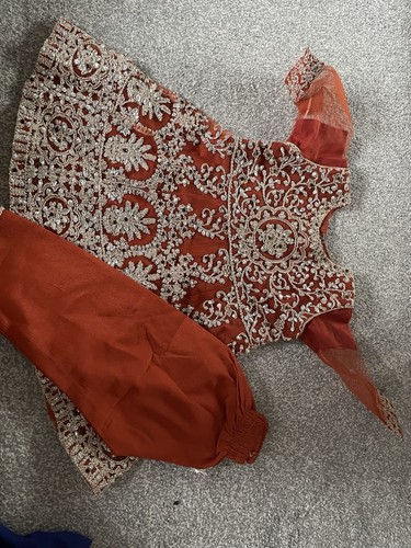 Pakistani girl shalwar kameez - pakistani,
