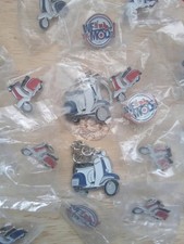 JOBLOT OF 19 MOD/SCOOTER PIN