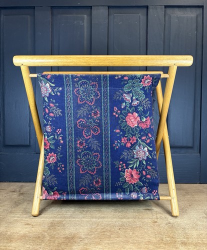 Vintage floral wooden magazine - wooden,
