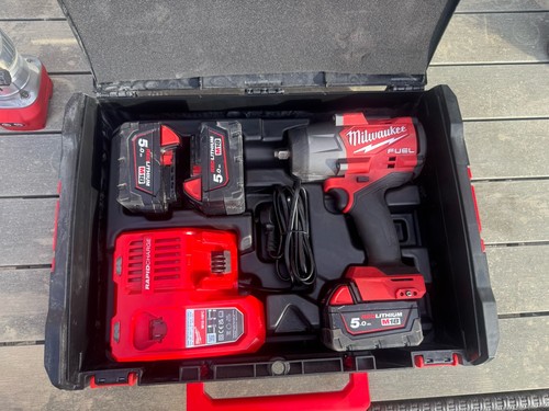Milwaukee impact wrench - milwaukee, 1/2