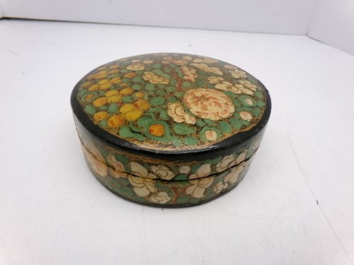 Vintage paper mache box - box,, hand